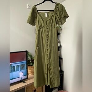 Elegant Green Button-Down Dress